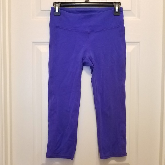 Gap Crop Capris - Picture 1 of 5